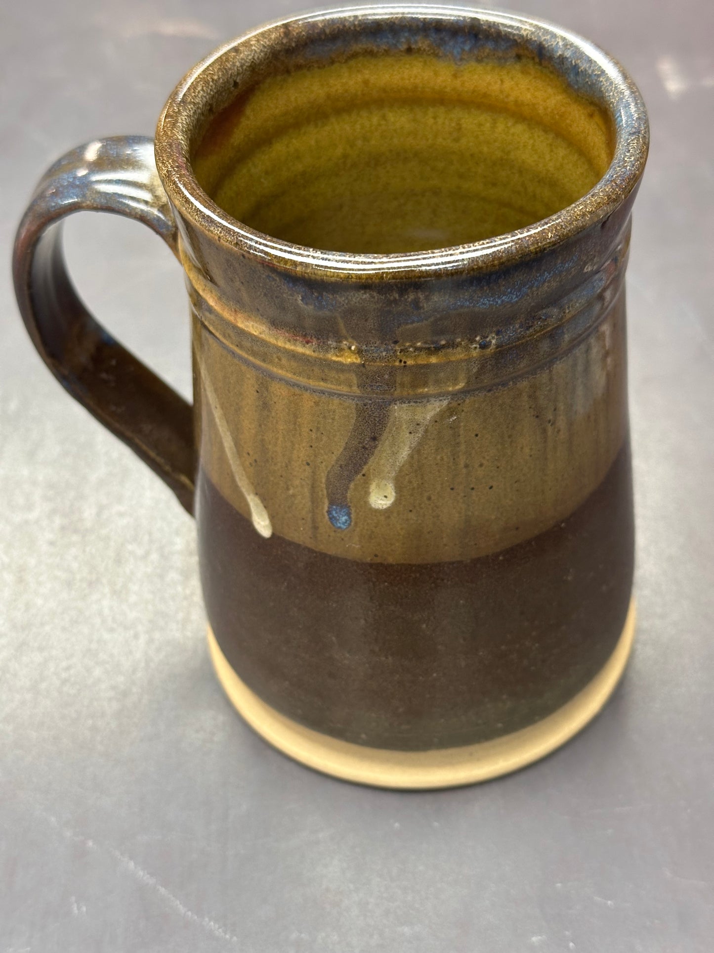 Brown and Gold with Gold Interior Pottery Tankard approximately 24 ounces (TS0107)