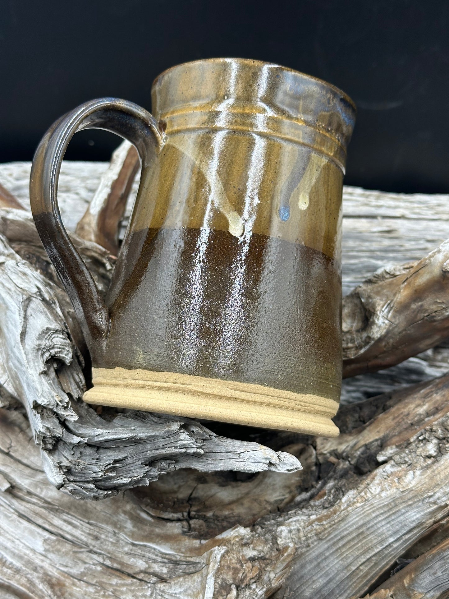 Brown and Gold with Gold Interior Pottery Tankard approximately 24 ounces (TS0107)