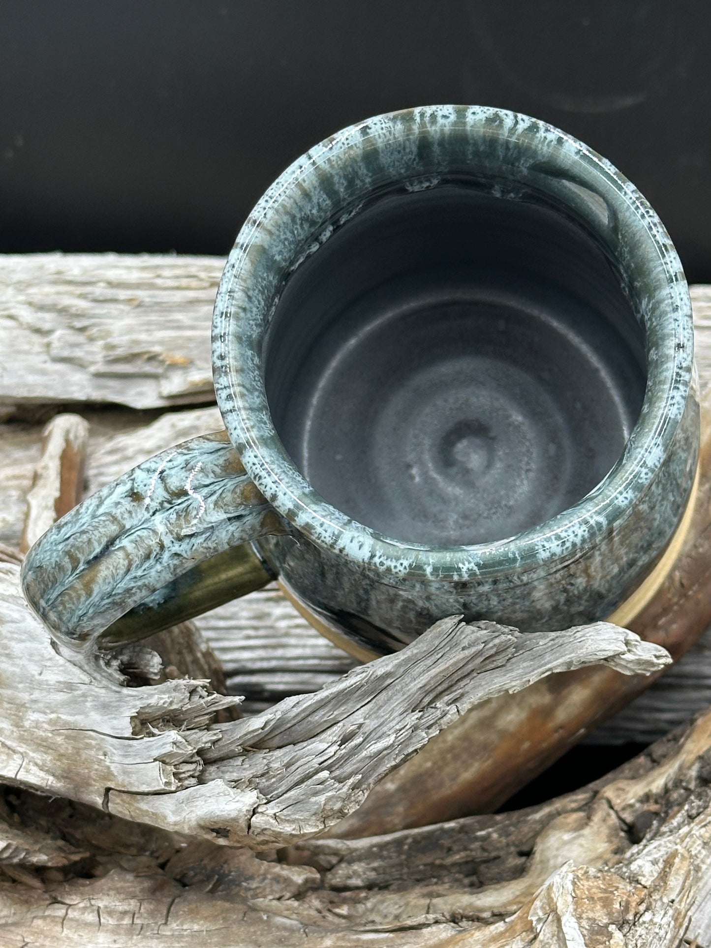 Gray green and marbled pottery tankard approximately 24 ounces (TS0103)